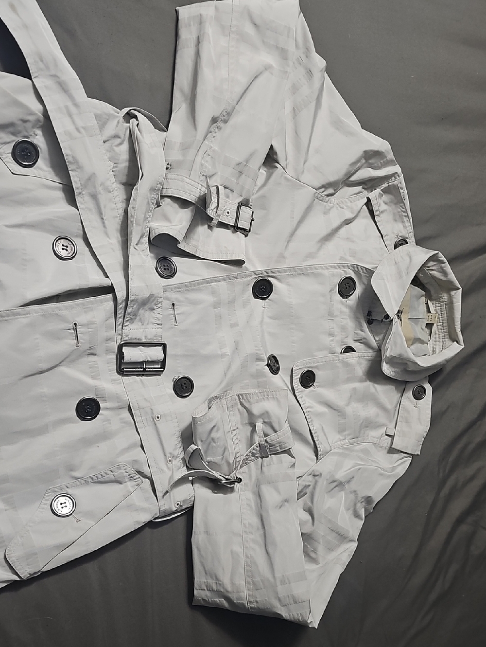 Burberry Light Gray Double-Breasted Trench Coat - Picture 7 of 15